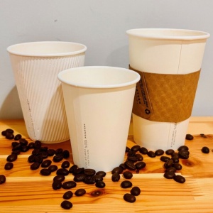 Tasse à café jetable compostable en carton blanc Ansatera